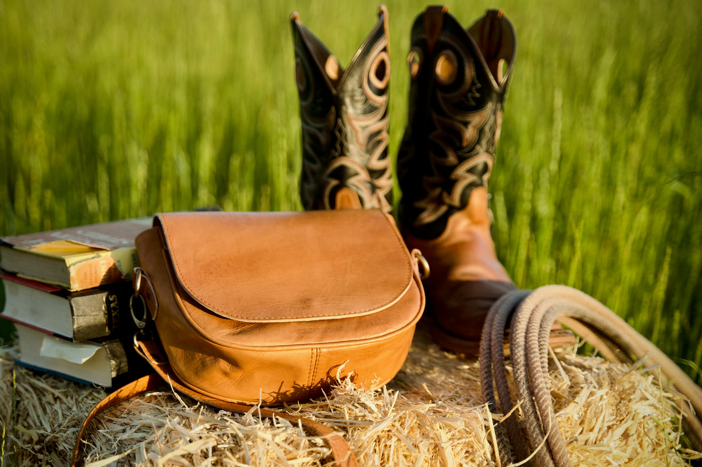 Women's Antonia Saddle Bag