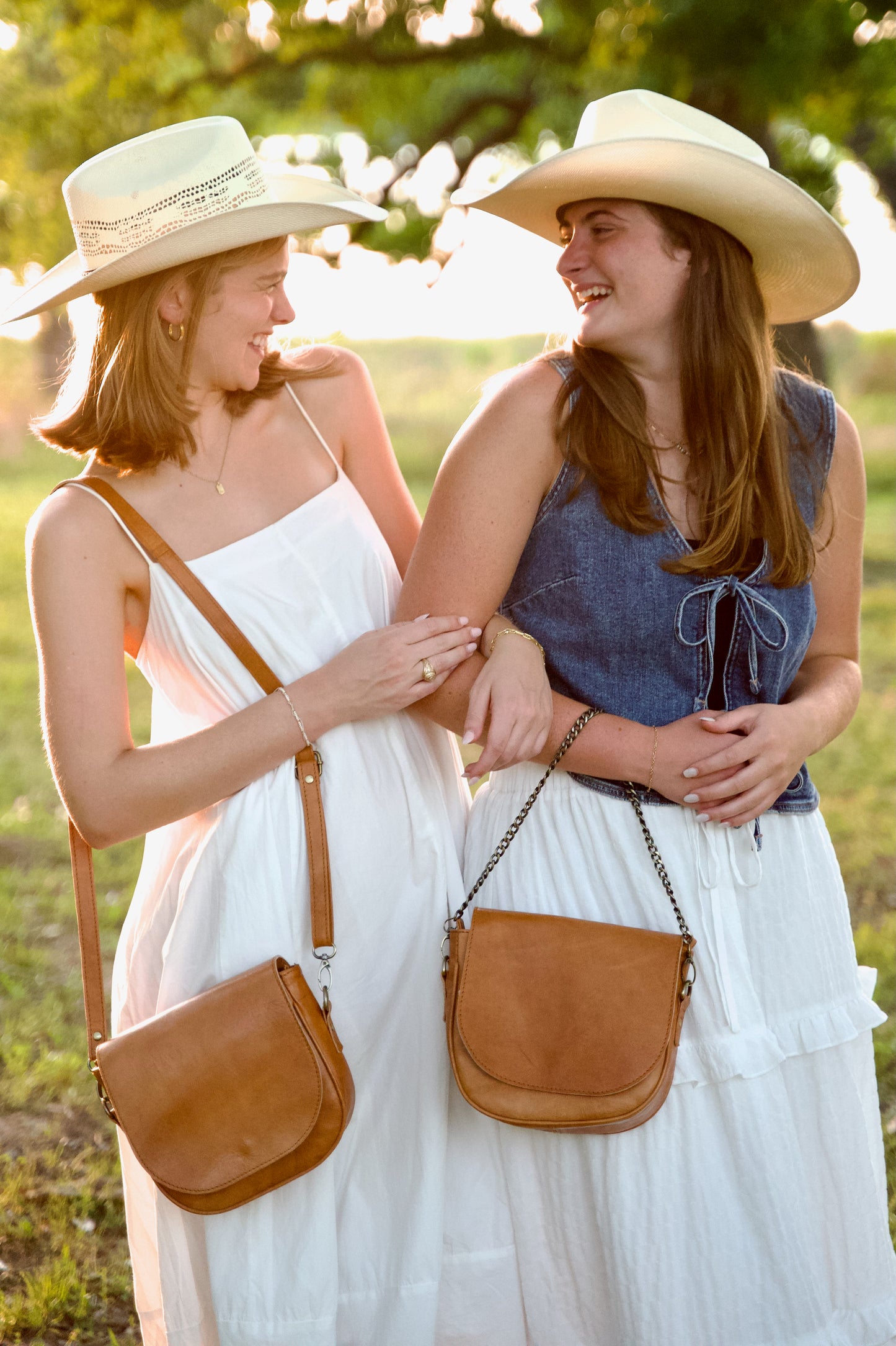 Women's Antonia Saddle Bag